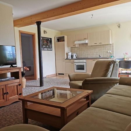 Ferienwohnung "Am Saalehaken" Gossitz Eksteriør bilde